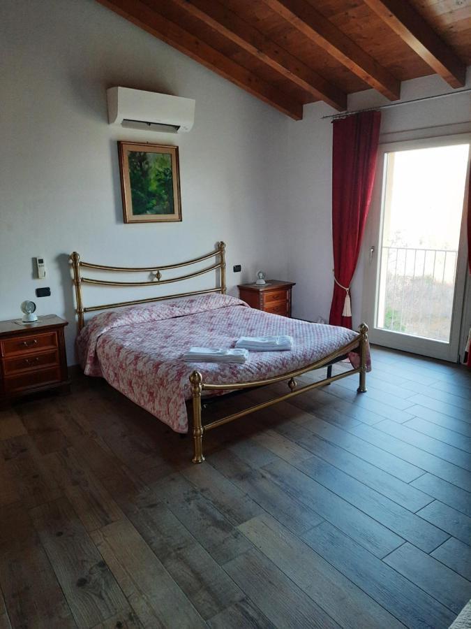 B&B Casa Santa Lucia 마네르바 델 가르다 객실 사진
